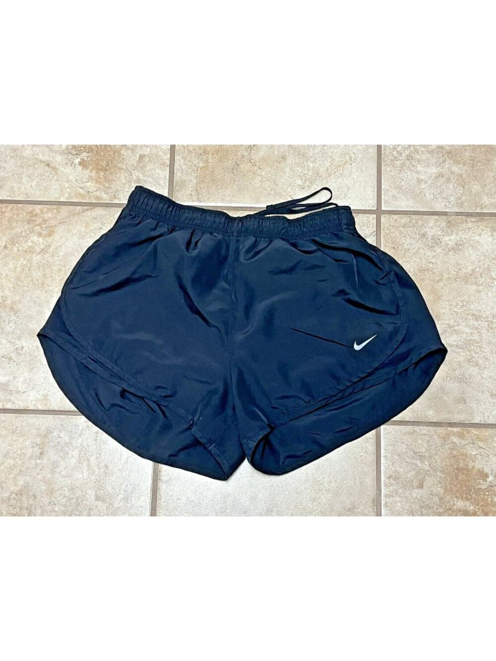 Nike Athletic Shorts Women's Sz Large, Color Black w/ Lining Drawstring U9p